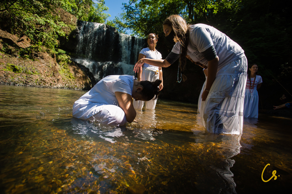 umbanda, comemoração, fé, celebração, incorporação, espiritismo, centro espírita, centro de Umbanda, cura, tratamento, uberaba, umbanda uberaba