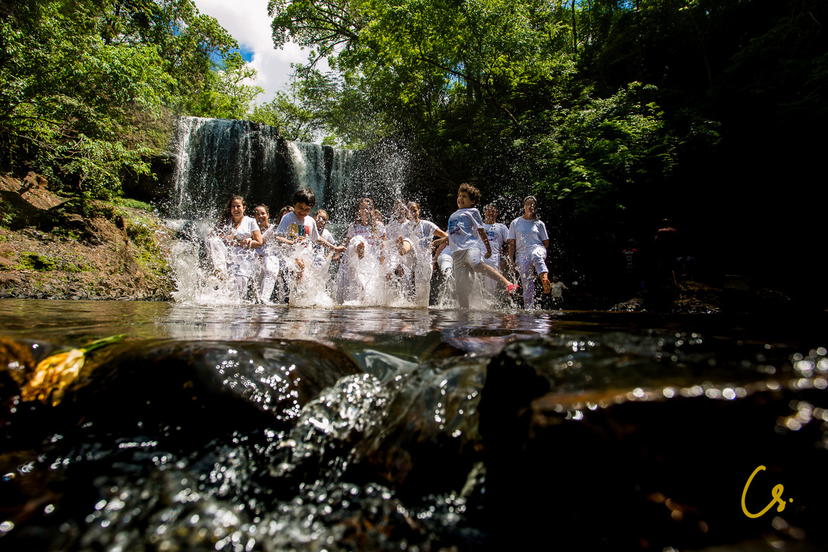umbanda, comemoração, fé, celebração, incorporação, espiritismo, centro espírita, centro de Umbanda, cura, tratamento, uberaba, umbanda uberaba