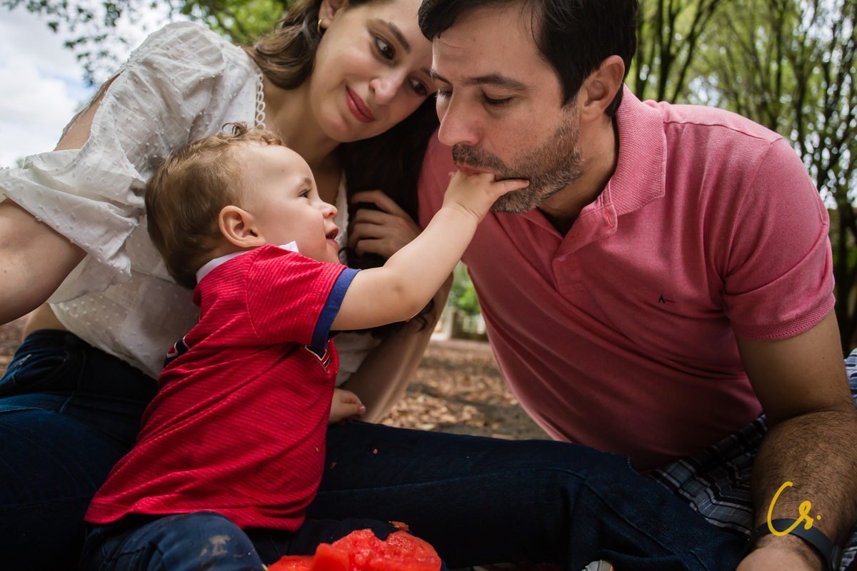 ensaio família, família, criança, diversão, alegria, brincadeiras, felicidade, uberaba, minas gerais, 1 ano, aniversário, 