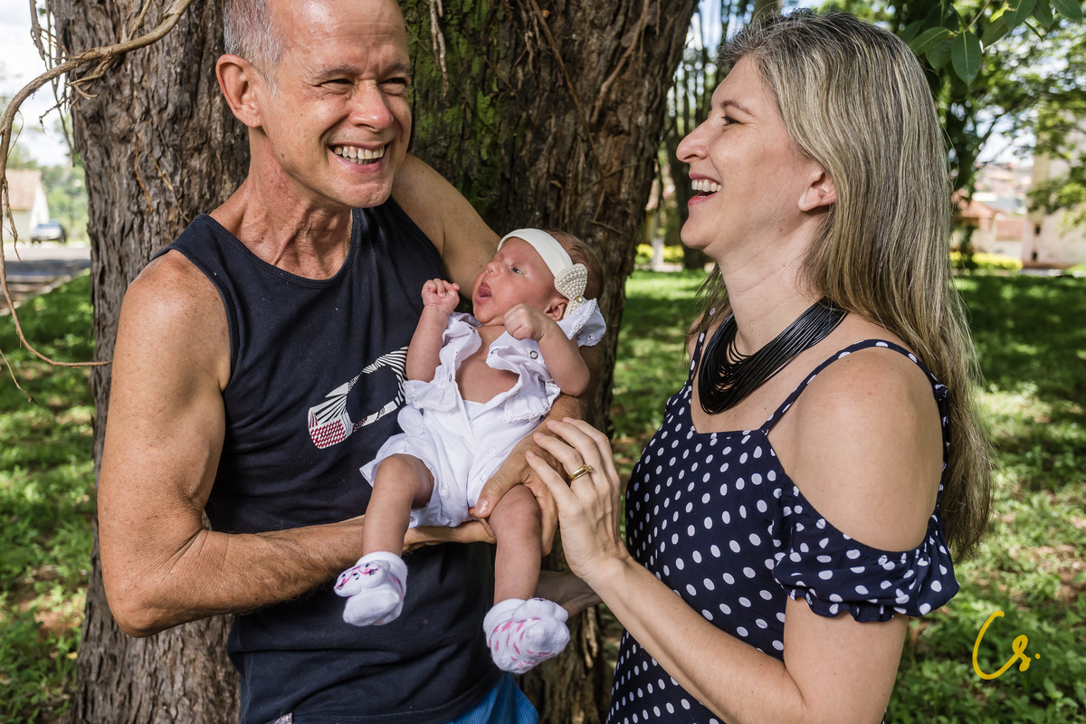 ensaio de família, família, mamãe de primeira viagem, recém nascida, mãe de menina, epamig, uberaba, papai coruja, uberaba, 