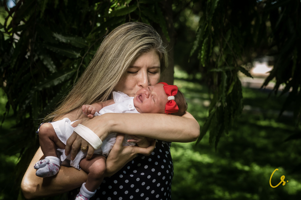 ensaio de família, família, mamãe de primeira viagem, recém nascida, mãe de menina, epamig, uberaba, papai coruja, uberaba, ternura, carinho