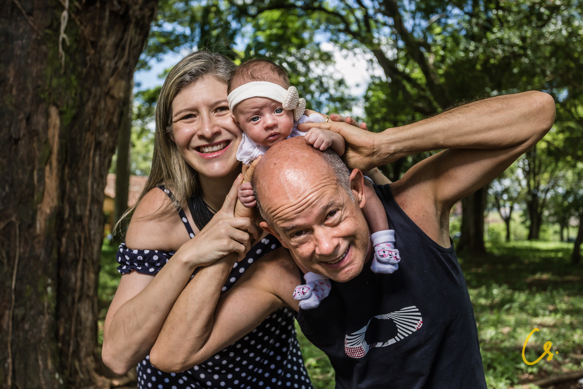 ensaio de família, família, mamãe de primeira viagem, recém nascida, mãe de menina, epamig, uberaba, papai coruja, uberaba, 