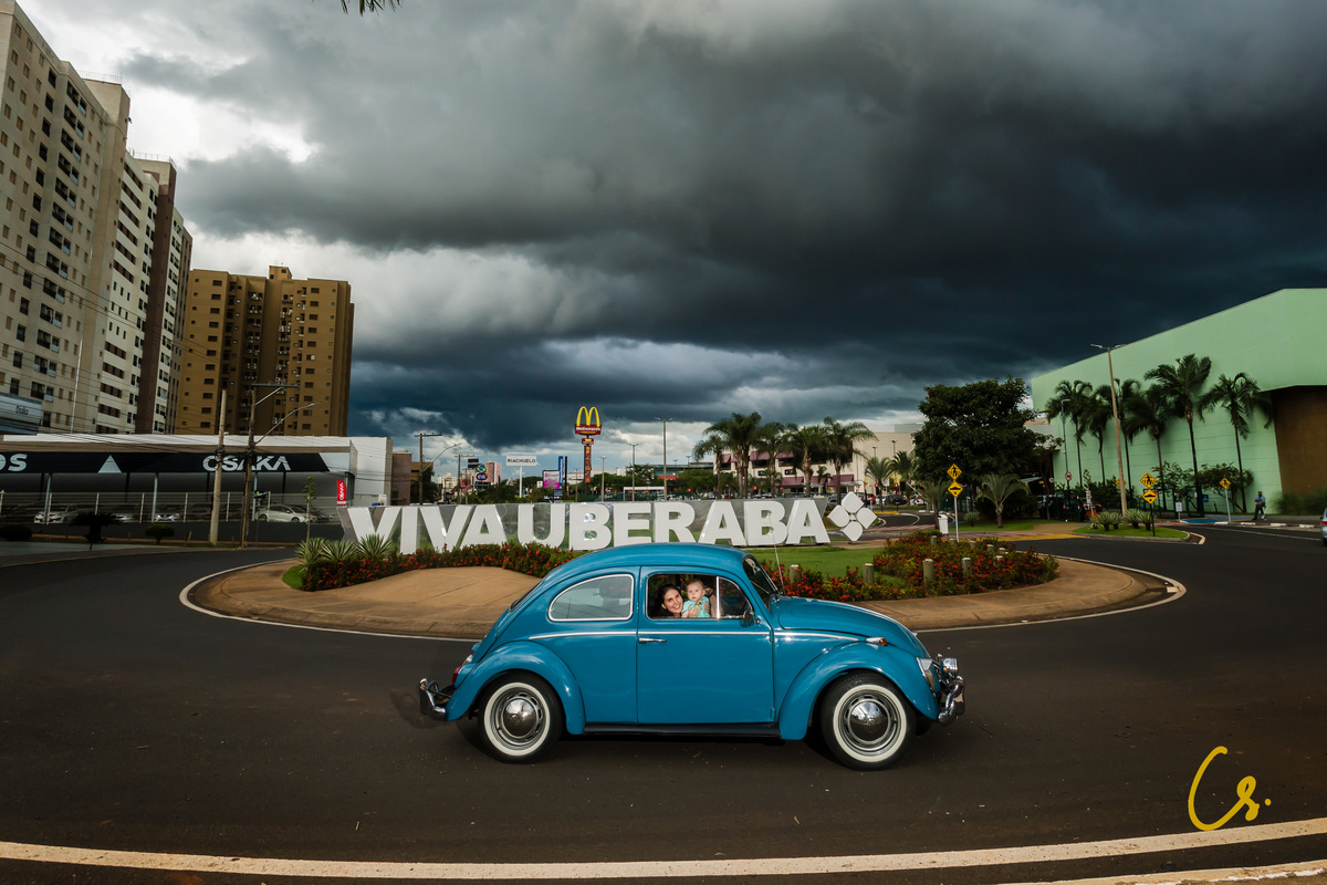 ensaio de família, família, shopping, shopping Uberaba
uberaba, minas gerais, passio, família incrfivel
praça, fusca, flores, jardim, chuva, clima, abraços, 