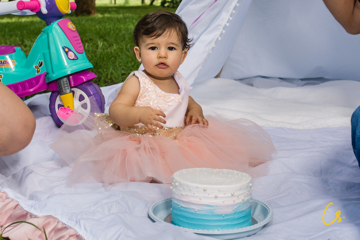 Ensaio fotográfico, ensaio infantil, smash, uberaba, ensaio de família, 1 ano, aniversário de 1 ano, bolo