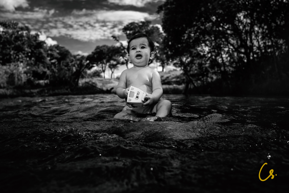 Ensaio fotográfico, ensaio infantil, smash, uberaba, ensaio de família, 1 ano, aniversário de 1 ano, cachoeira, aventura, água, ensaio na água, uberaba, diversão, 