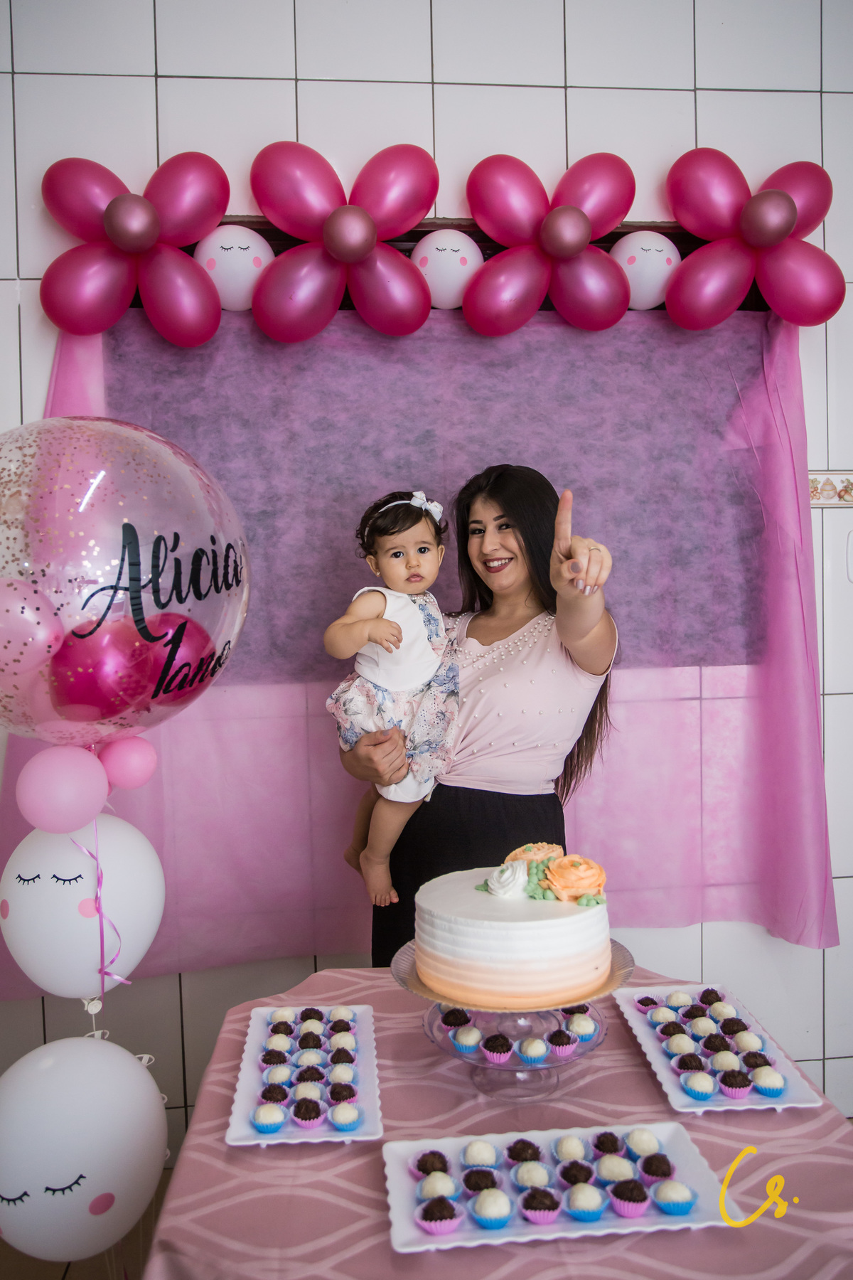 Aniversário infantil, aniversário, festa de 1 ano, 1 ano, aniversário de menina, uberaba, minas gerais, festa em casa, festa residência, pais incríveis, 