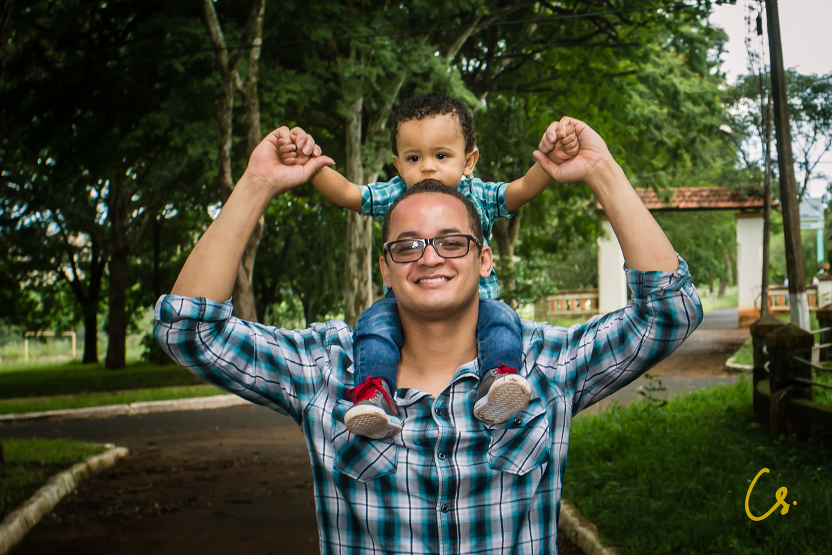 ensaio de família, família, família, momentos felizes, uberaba, minas,  gerais, ensaio de família em Uberaba, musico, música, escola de música, 