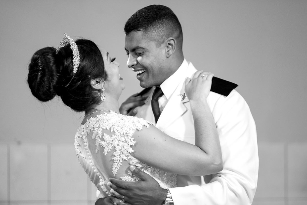 dança dos noivos casamento por Alice Casaes fotógrafa de Guarujá