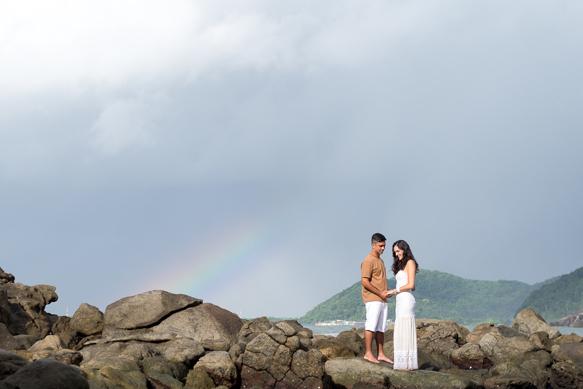 ensaio pre casamento arco iris guarujá praia das conchas alice casaes fotografia