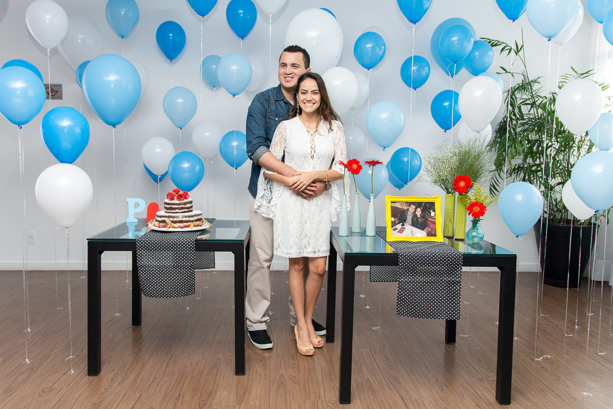 noivos na mesa do bolo em são paulo por alice casaes fotografia