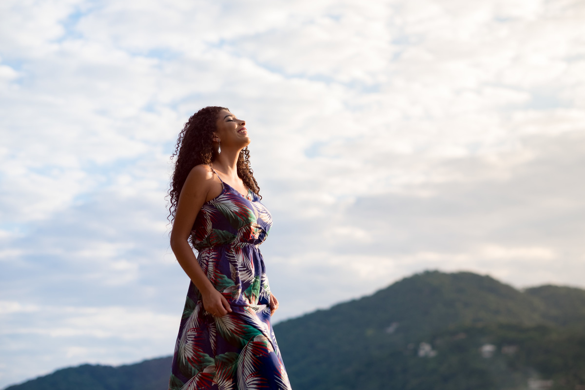 Ensaio debutante Ana Flávia céu na Praia das Conchas Guarujá Alice Casaes Fotografia