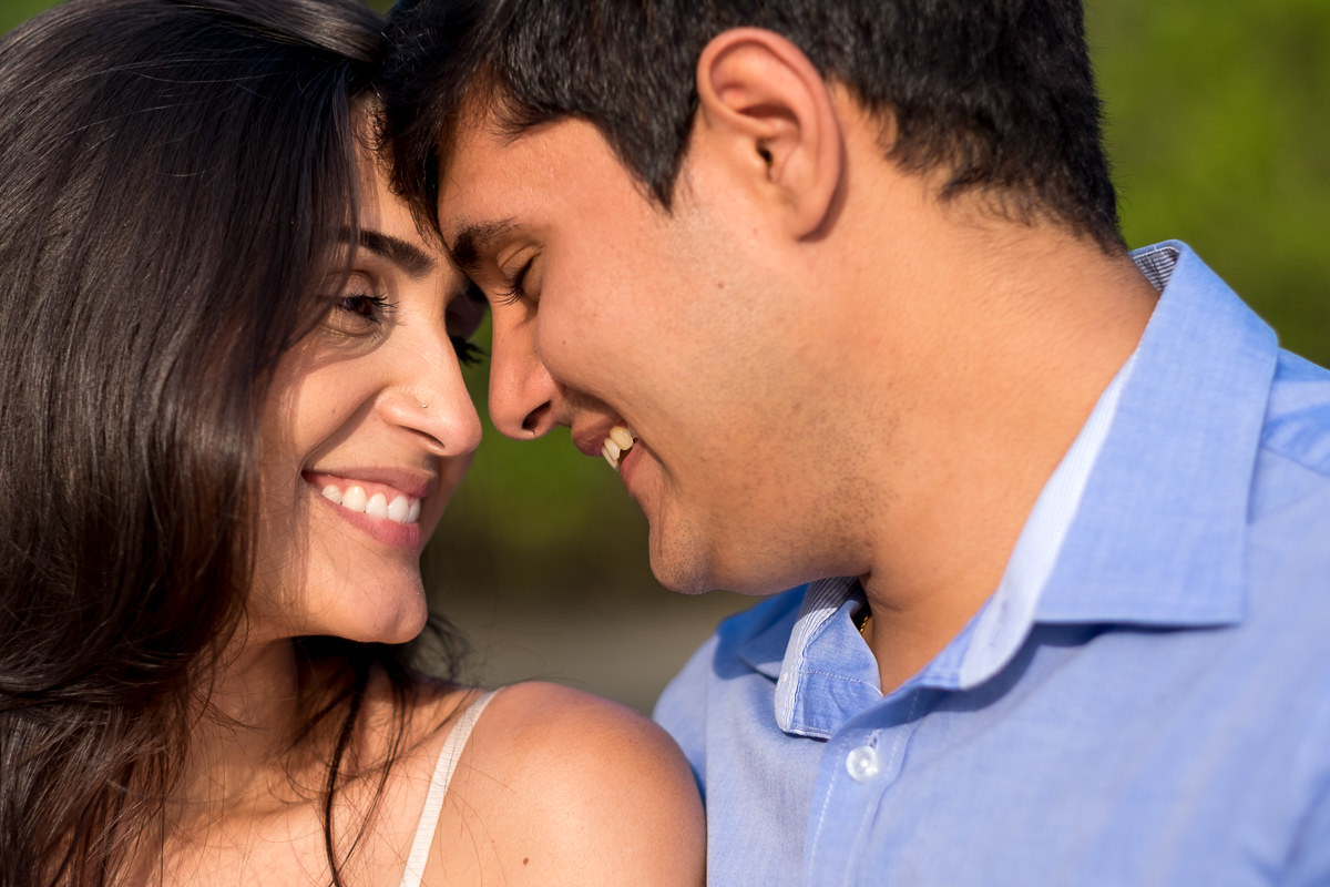 noivos juntinhos ensaio pre casamento guarujá sp por alice casaes