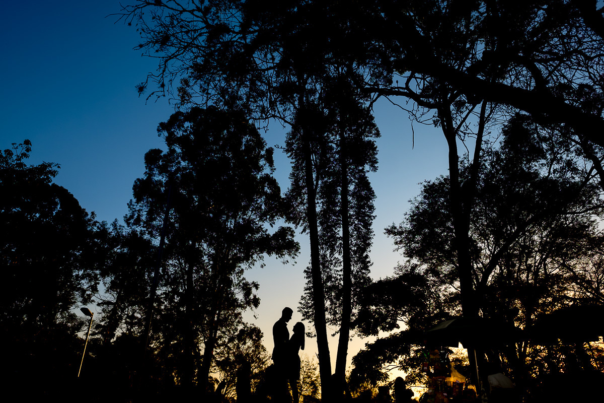 silhueta de casal fotografia de casamento