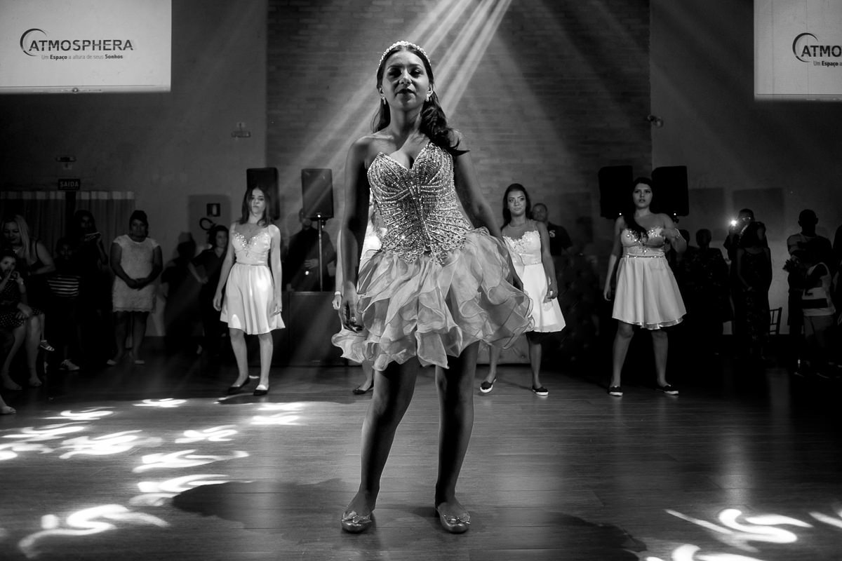 dança das meninas atmosphera