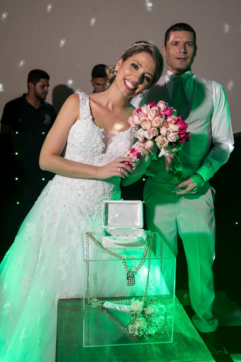 caixa de buque com cadeado