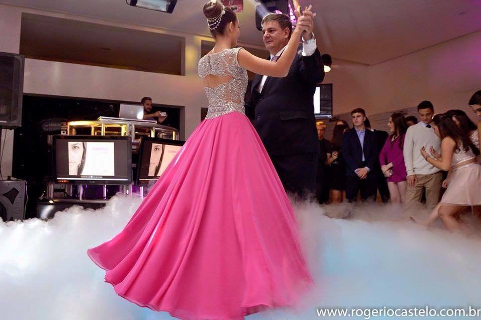 noiva dançando com seu pai