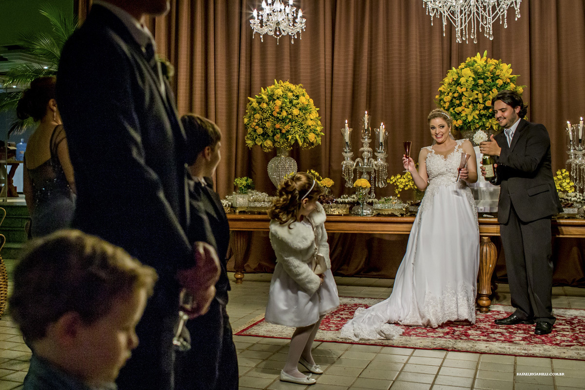 uma foto da foto de casamento
