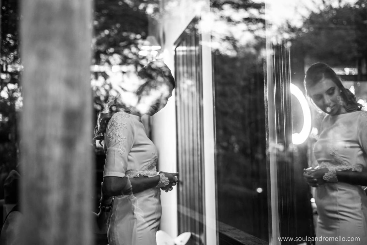 noiva em preto e branco