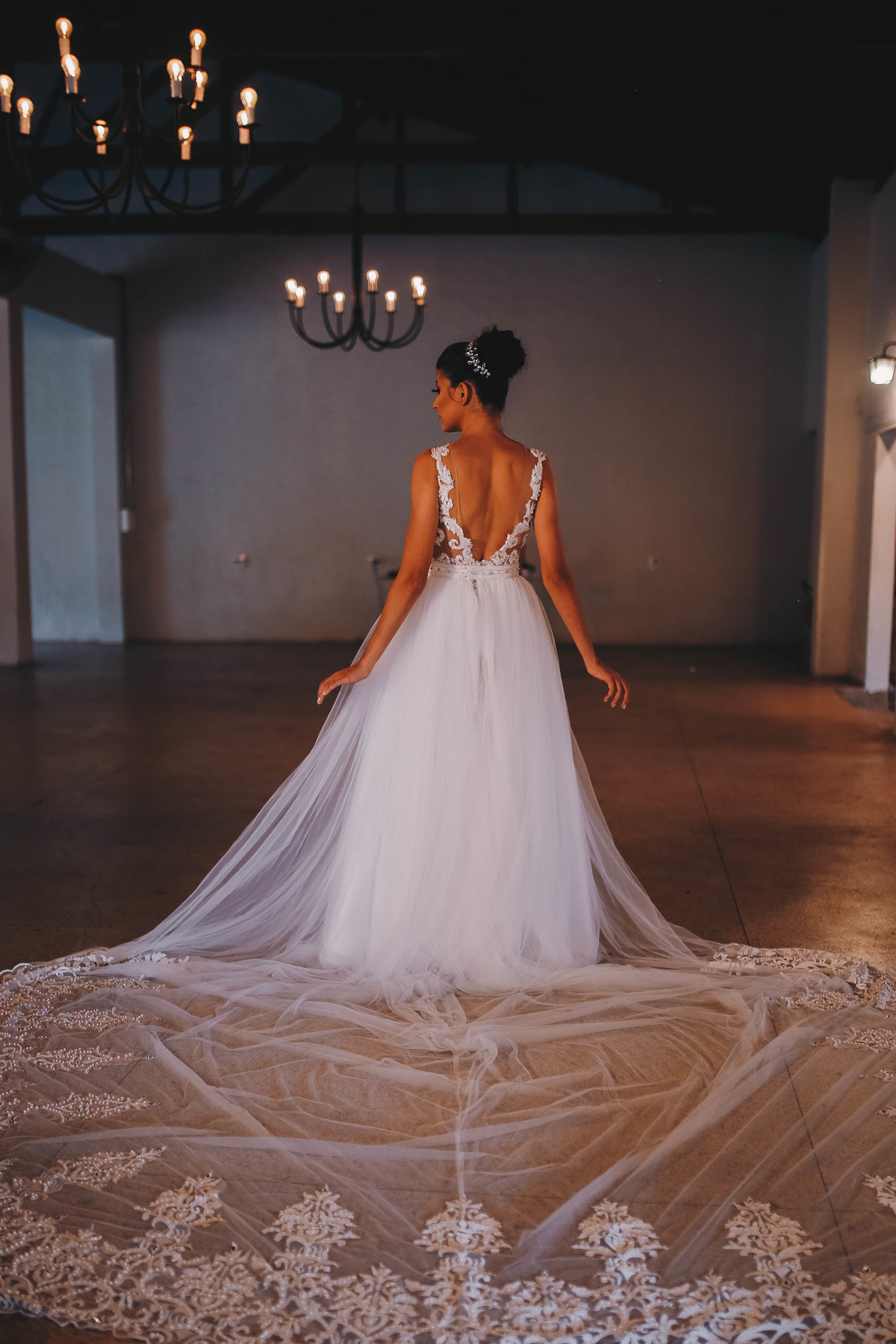 vestido branco em salão 