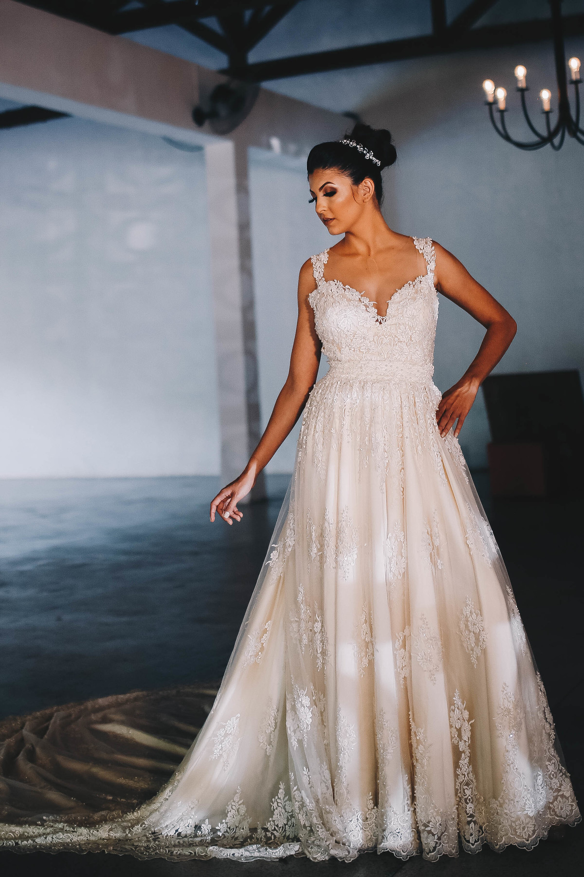 vestido branco em fundo do mar