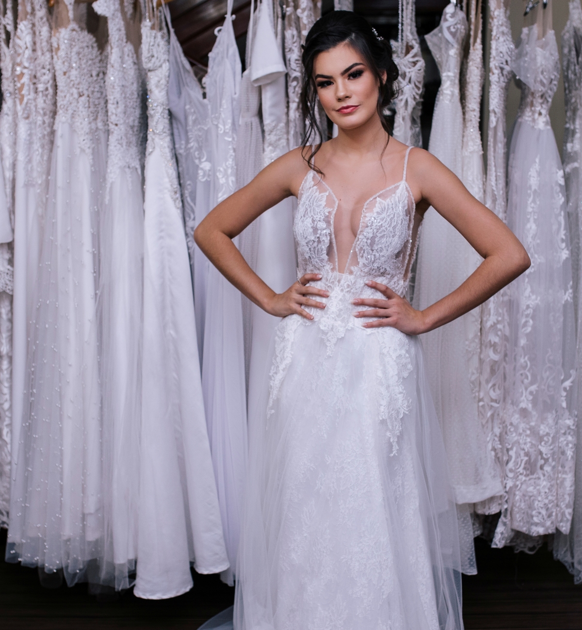 Vestidos de noiva sob medida e a pronta entrega para locação.
Todos confeccionados em nosso atelier com muito amor e dedicação.