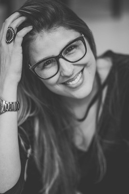 Sobre Fotógrafa de Porto Alegre - Josiane Cruz, fotógrafa de casamentos, 15 anos, infantil, empresarial, ensaios,.