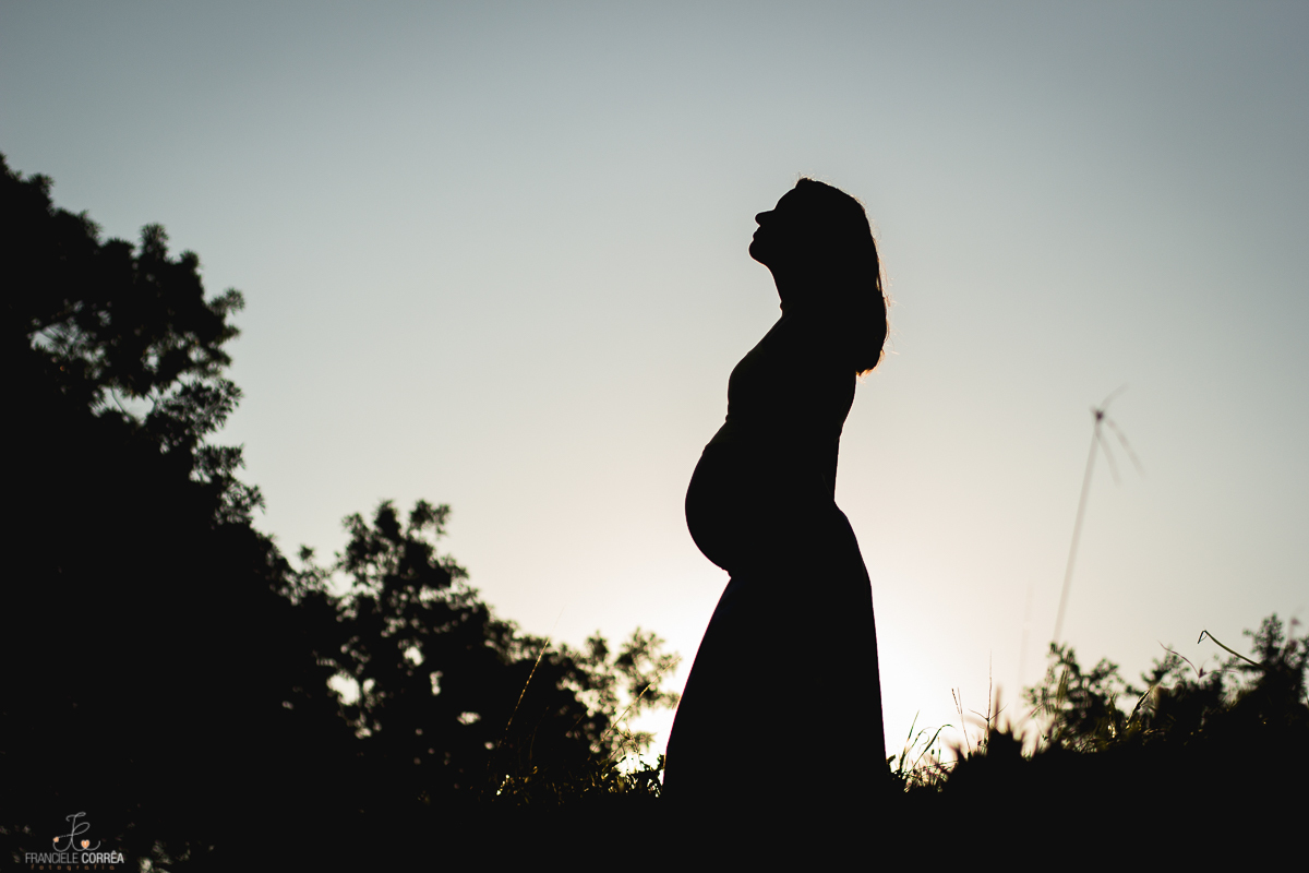 foto de silhueta de gestante