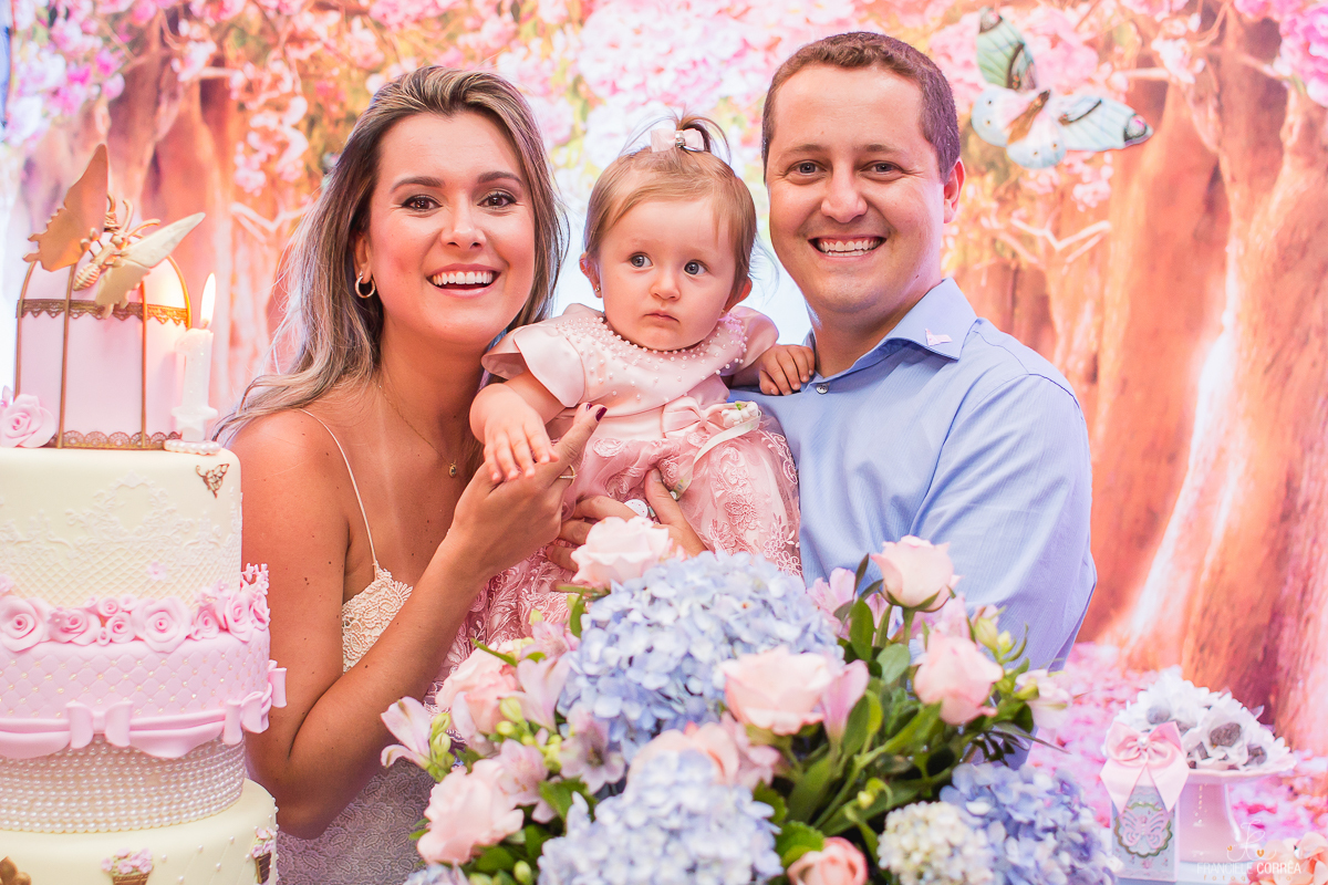 Foto do parabéns em festa de 1 ano de menina