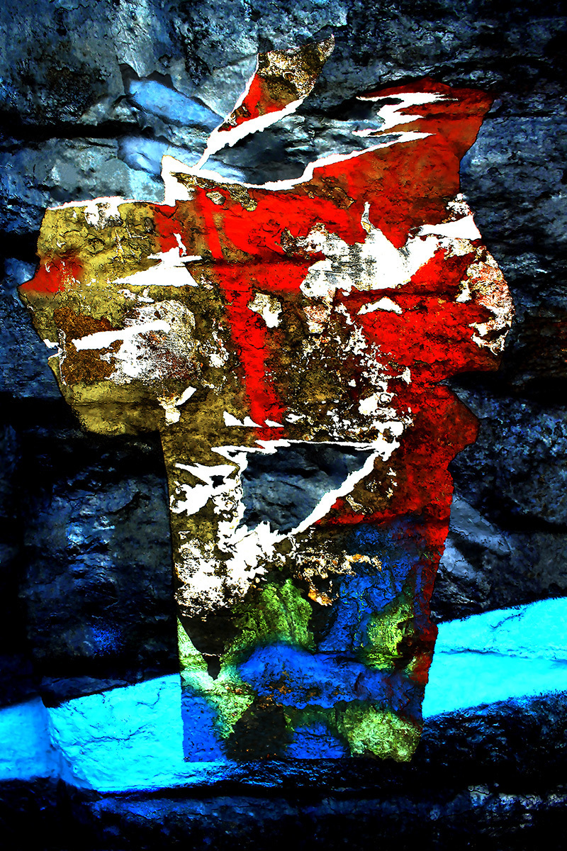 Flanar pela cidade, sentir seus sussurros ou seus gritos, estão aí, disponíveis aos órgãos sensíveis.