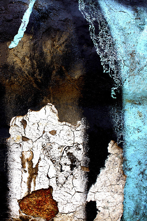 Flanar pela cidade, sentir seus sussurros ou seus gritos, estão aí, disponíveis aos órgãos sensíveis.