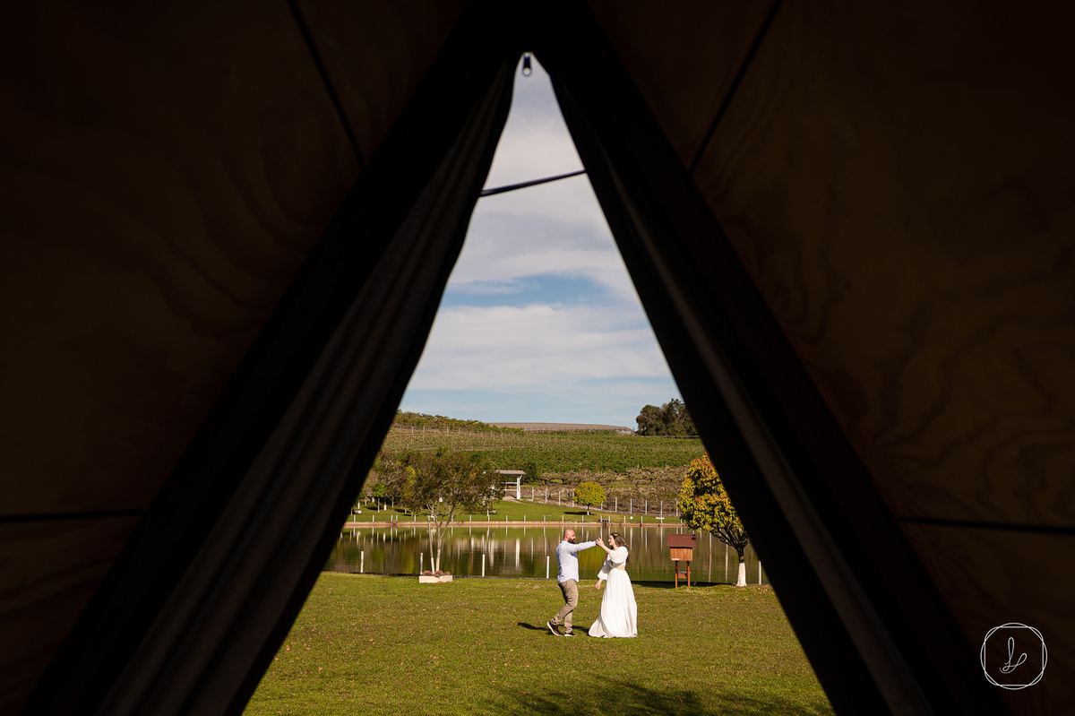 ensaioprecasamento,adegadomcamilo,prewedding,ensaionaserragaucha,fotosdecasal,melhoresfotosdecasal,fotografodecasamento,fotografoemcaxiasdosul,novapadua,fotosdecasal,couple,fotosespontaneas,wedding,sesssion