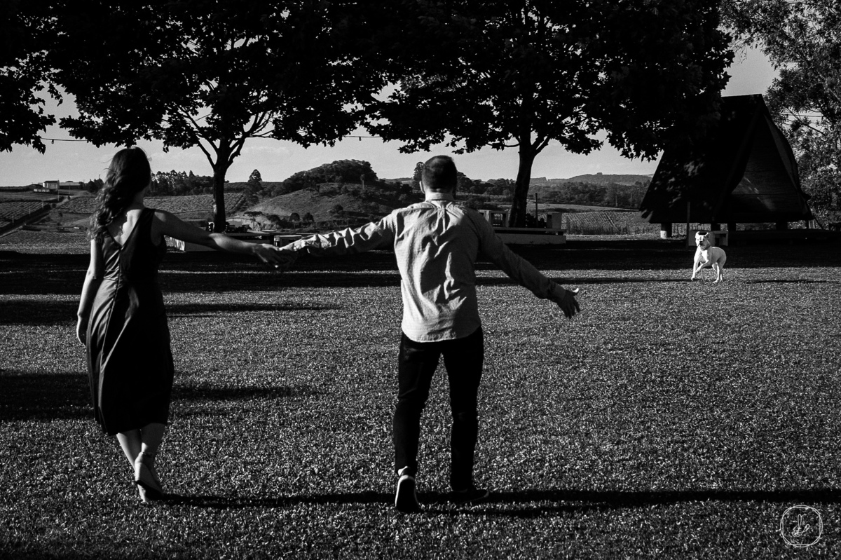 ensaioprecasamento,casalcomcachorro,prewedding,serragaucha,adegadomcamilo,fotosnavinicola,melhorfotografodaserragaucha,caxiasdosul,carlosbarbosa,fotosdecasal