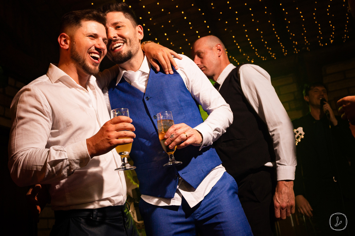 camattieventos,casamentonoceleiro,casamentodedia,cerimoniaaoarlivre,fotografodecasamentocaxiasdosul,melhoresfotosdecasamento,fotograforeferencia,anadottoatelier,celebri,galiottofilmes,bandasantopagode,carlabarcellos,camatti,extremeshowbar,tequilaemcasamen