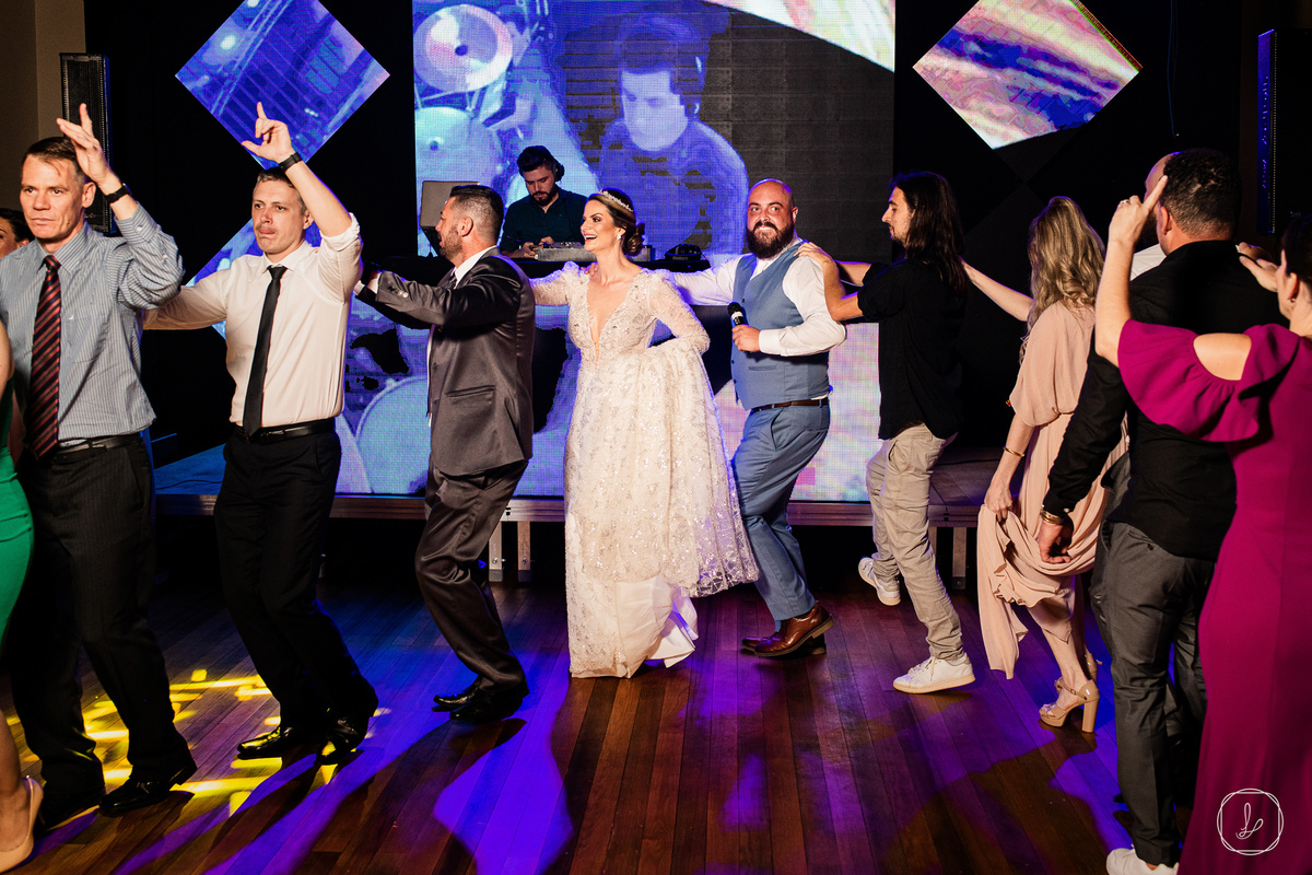 villagiosantamarcelina,casamentoemsc,casamentoemiomere,nathaliabotegal,melhoresfotografosdeSC,casamentoslindos,casamentoinspiracao,vestidodenoiva,melhorfotografodecasamento,fotosespontaneas,fotosclassicasdecasamento,wedding,viva,arefilm