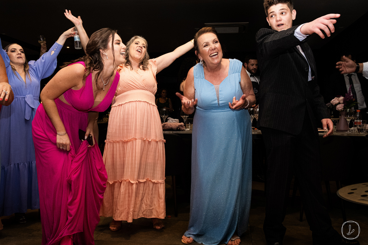 casamentonavinicola,serragaucha,vinicolaluizargenta,nelsonstudio,lucaslermenfotografia,casamentodedia,casamentoexterno,i5filmes,asmallmann,clorestaurante,fotografoemcaxiasdosul,floresdacunha,deboracamassola,melhoresfotosdecasamento