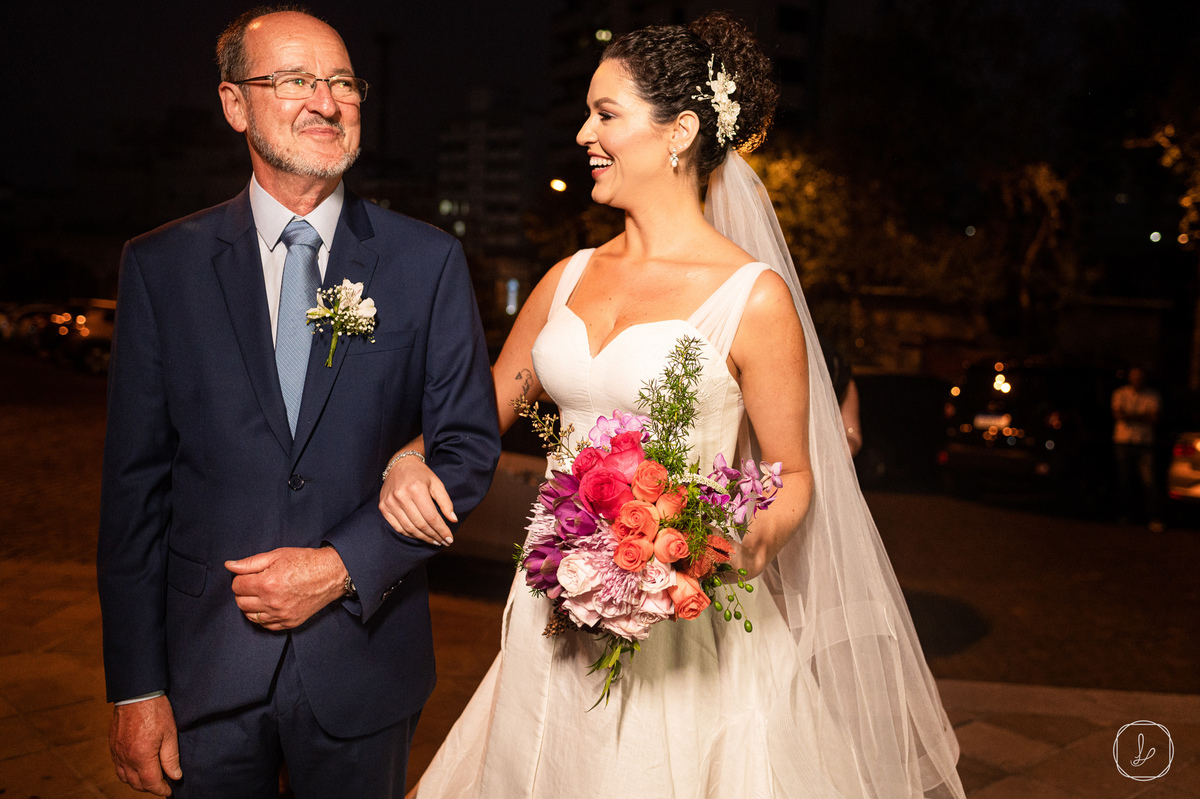 nosestudiodabeleza,lisfaria,katianalorandi,ciccaxias,casamentoemcaxias,melhorfotografodaserra,fotografonaserragaucha,casamentonaserragaucha,casamentoclassico,casamentoemigreja,noivascabeloencaracolado,fotosespontaneasdecasamento