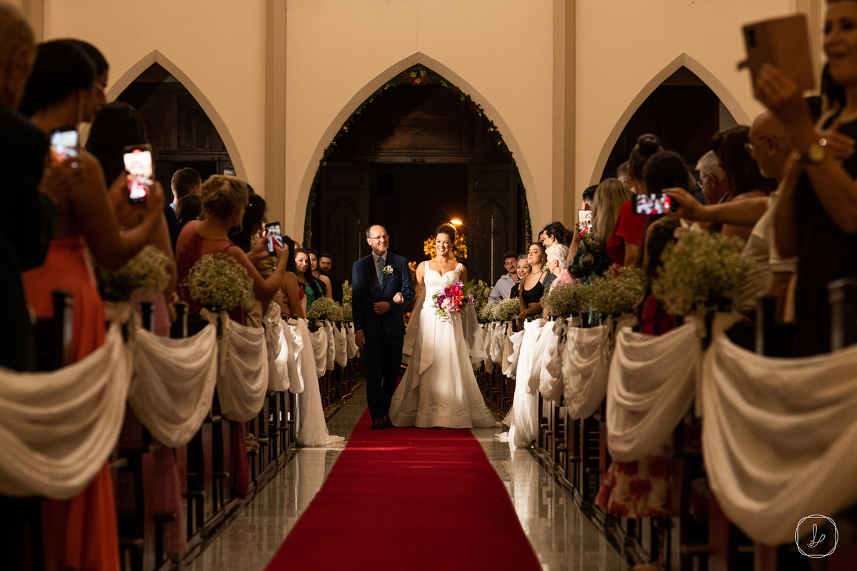 nosestudiodabeleza,lisfaria,katianalorandi,ciccaxias,casamentoemcaxias,melhorfotografodaserra,fotografonaserragaucha,casamentonaserragaucha,casamentoclassico,casamentoemigreja,noivascabeloencaracolado,fotosespontaneasdecasamento