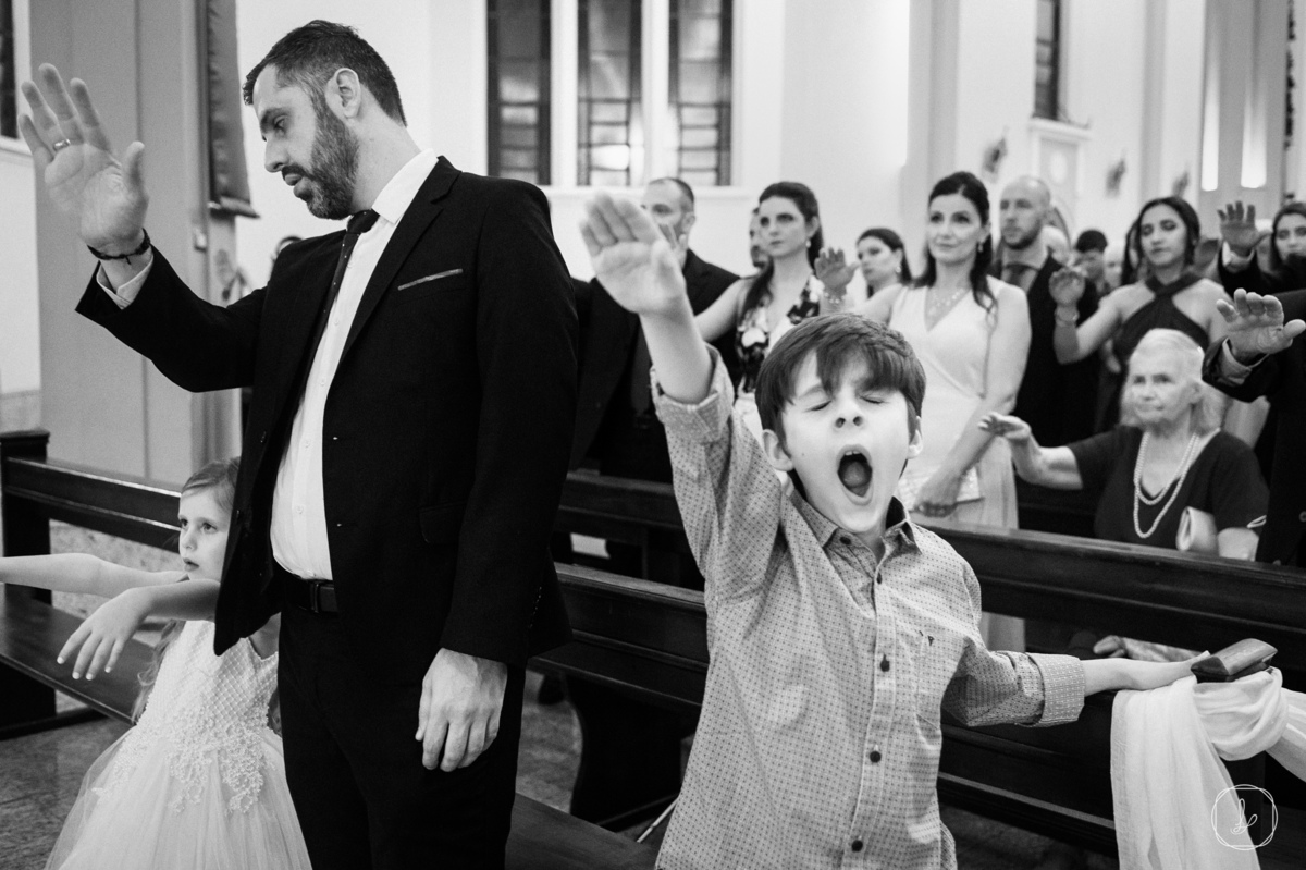 nosestudiodabeleza,lisfaria,katianalorandi,ciccaxias,casamentoemcaxias,melhorfotografodaserra,fotografonaserragaucha,casamentonaserragaucha,casamentoclassico,casamentoemigreja,noivascabeloencaracolado,fotosespontaneasdecasamento