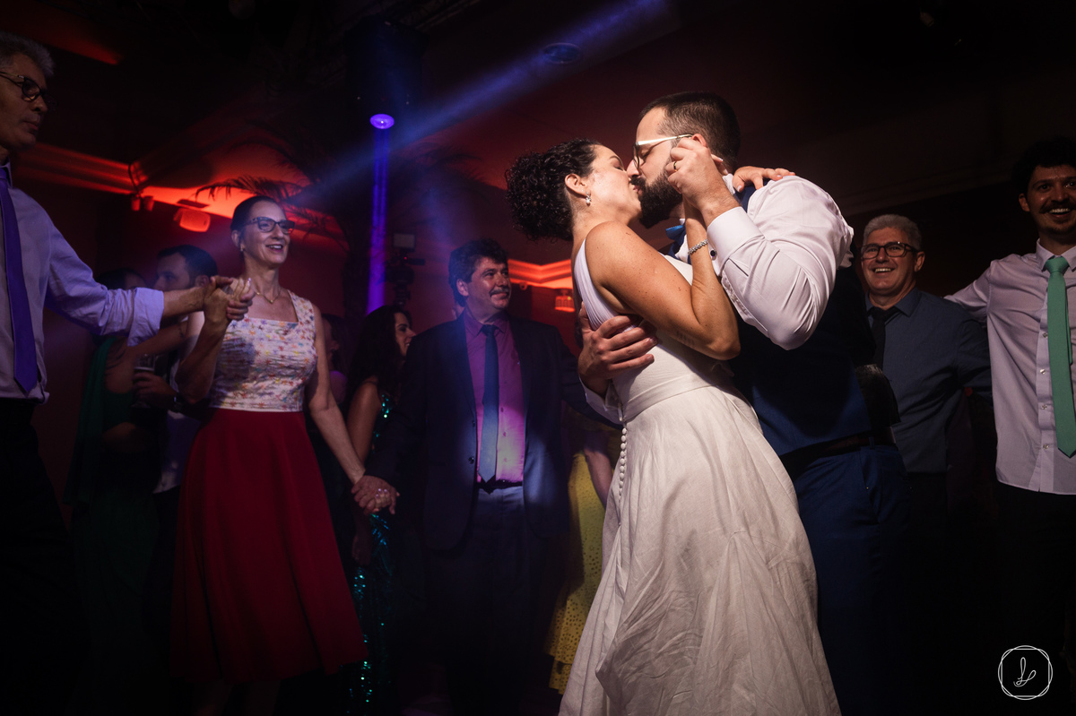 nosestudiodabeleza,lisfaria,katianalorandi,ciccaxias,casamentoemcaxias,melhorfotografodaserra,fotografonaserragaucha,casamentonaserragaucha,casamentoclassico,casamentoemigreja,noivascabeloencaracolado,fotosespontaneasdecasamento