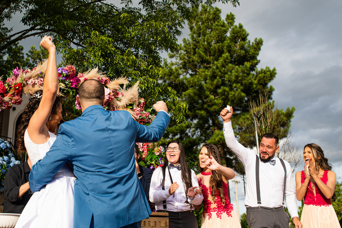 cozzirenoivas,casamentodedia,casamentonaserragaucha,casamentodedia,cerimoniaexterna,arlivre,celebrarcasadeventos,santaelaseventos,rosetafilmes,melhoresfotografosemcaxiasdosul,fotografoemcaxiasdosul,serragaucha,fotosdecasamento