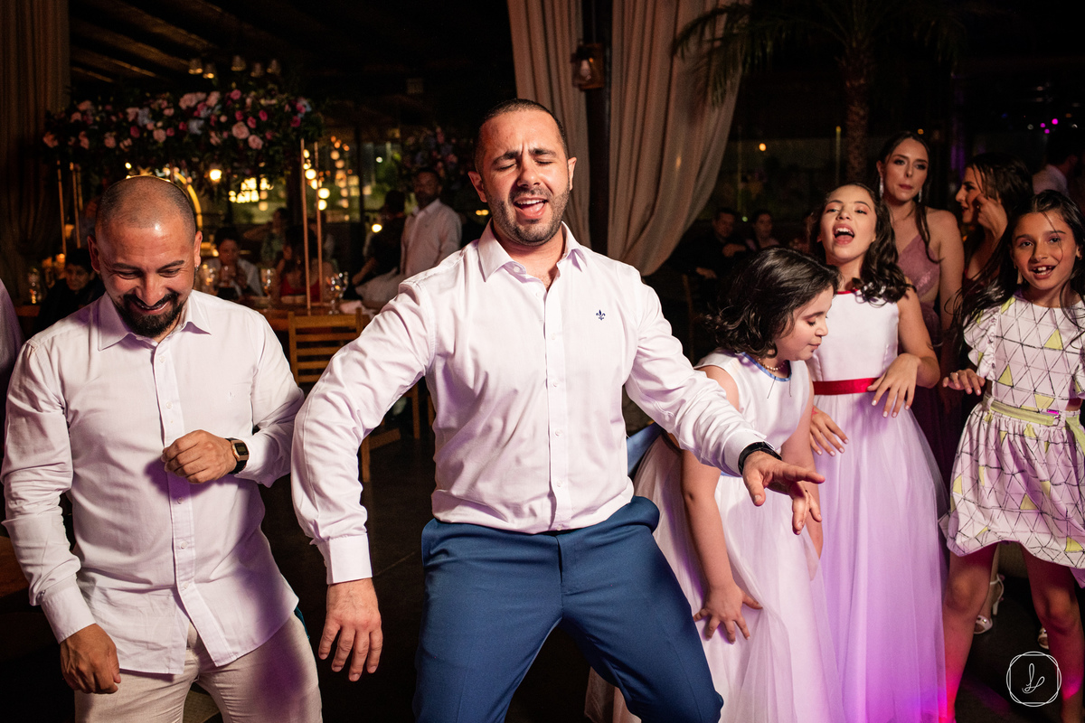 cozzirenoivas,casamentodedia,casamentonaserragaucha,casamentodedia,cerimoniaexterna,arlivre,celebrarcasadeventos,santaelaseventos,rosetafilmes,melhoresfotografosemcaxiasdosul,fotografoemcaxiasdosul,serragaucha,fotosdecasamento