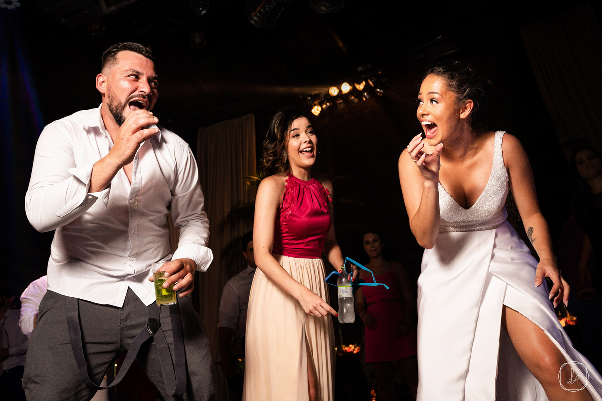 cozzirenoivas,casamentodedia,casamentonaserragaucha,casamentodedia,cerimoniaexterna,arlivre,celebrarcasadeventos,santaelaseventos,rosetafilmes,melhoresfotografosemcaxiasdosul,fotografoemcaxiasdosul,serragaucha,fotosdecasamento