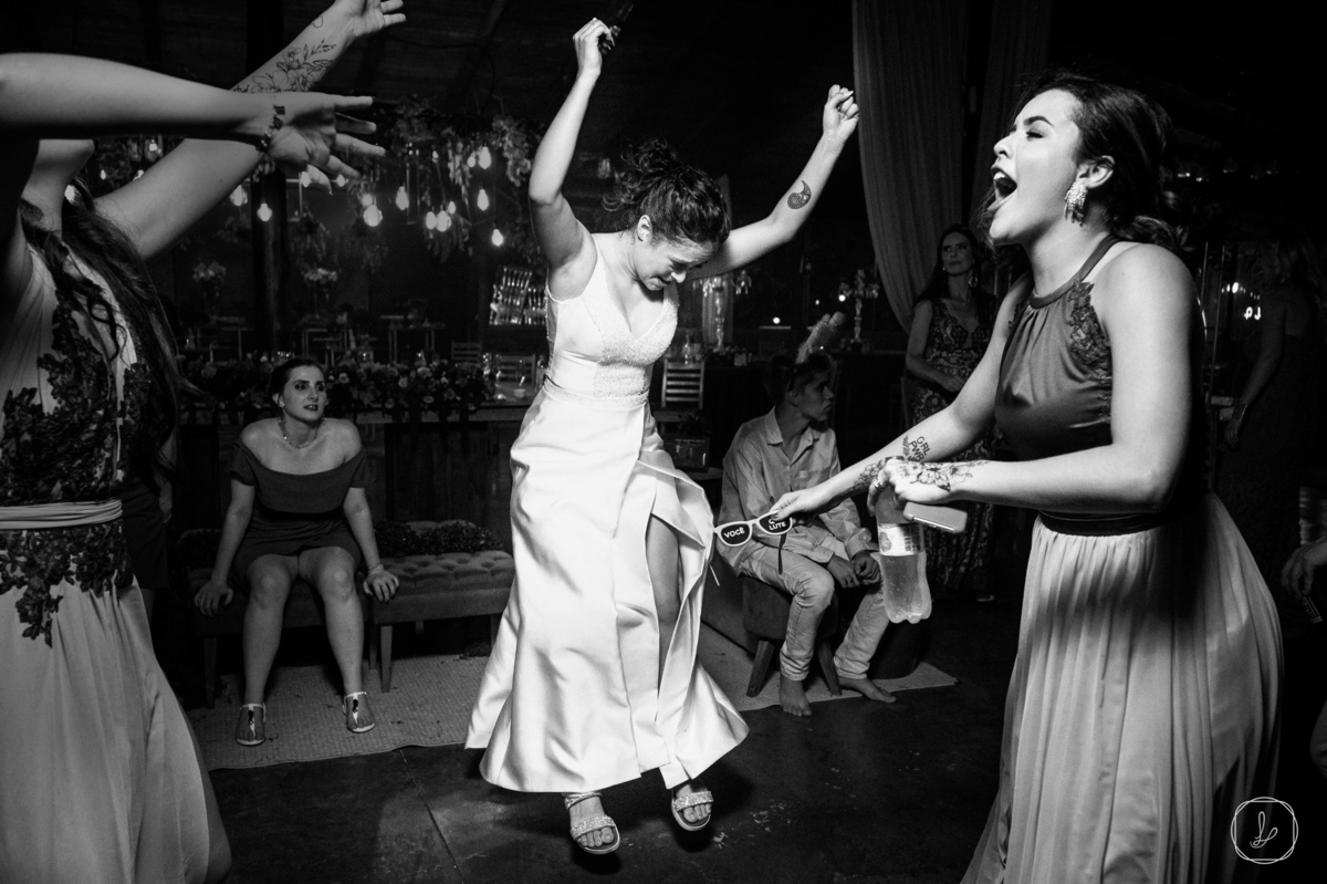 cozzirenoivas,casamentodedia,casamentonaserragaucha,casamentodedia,cerimoniaexterna,arlivre,celebrarcasadeventos,santaelaseventos,rosetafilmes,melhoresfotografosemcaxiasdosul,fotografoemcaxiasdosul,serragaucha,fotosdecasamento