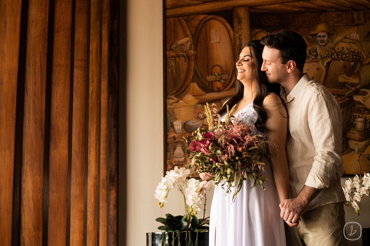 ensaiodecasalnavinicola,donguerino,serragaucha,precasamento,fotografodecasamentoserragaucha,melhoresespumantesdobrasil,ensaioprecasamento,vinhedos,