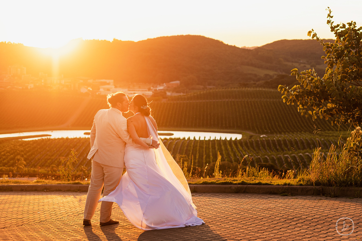 casadocogumelo,julianalazzari,paolacavalheiro,barbeariacarvalho,fattoafiori,casacharme,casamentoexterno,casamentonaserragaucha,melhoresfotosdecasamento,casamentodedia,wedding,miniwedding