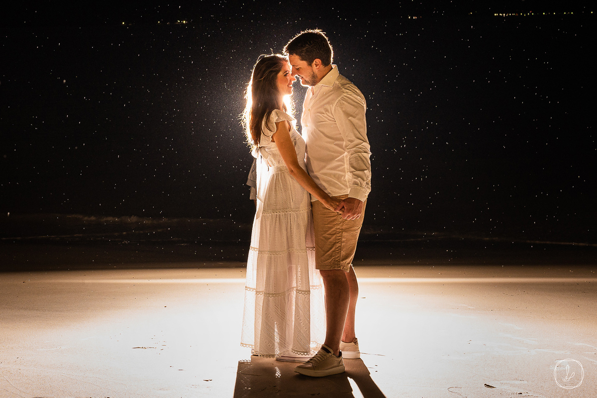 ensaioprewedding,ensaiodecasal,ensaioaoamanhecer,praiadadaniela,florianopolis,fotografoemsc
