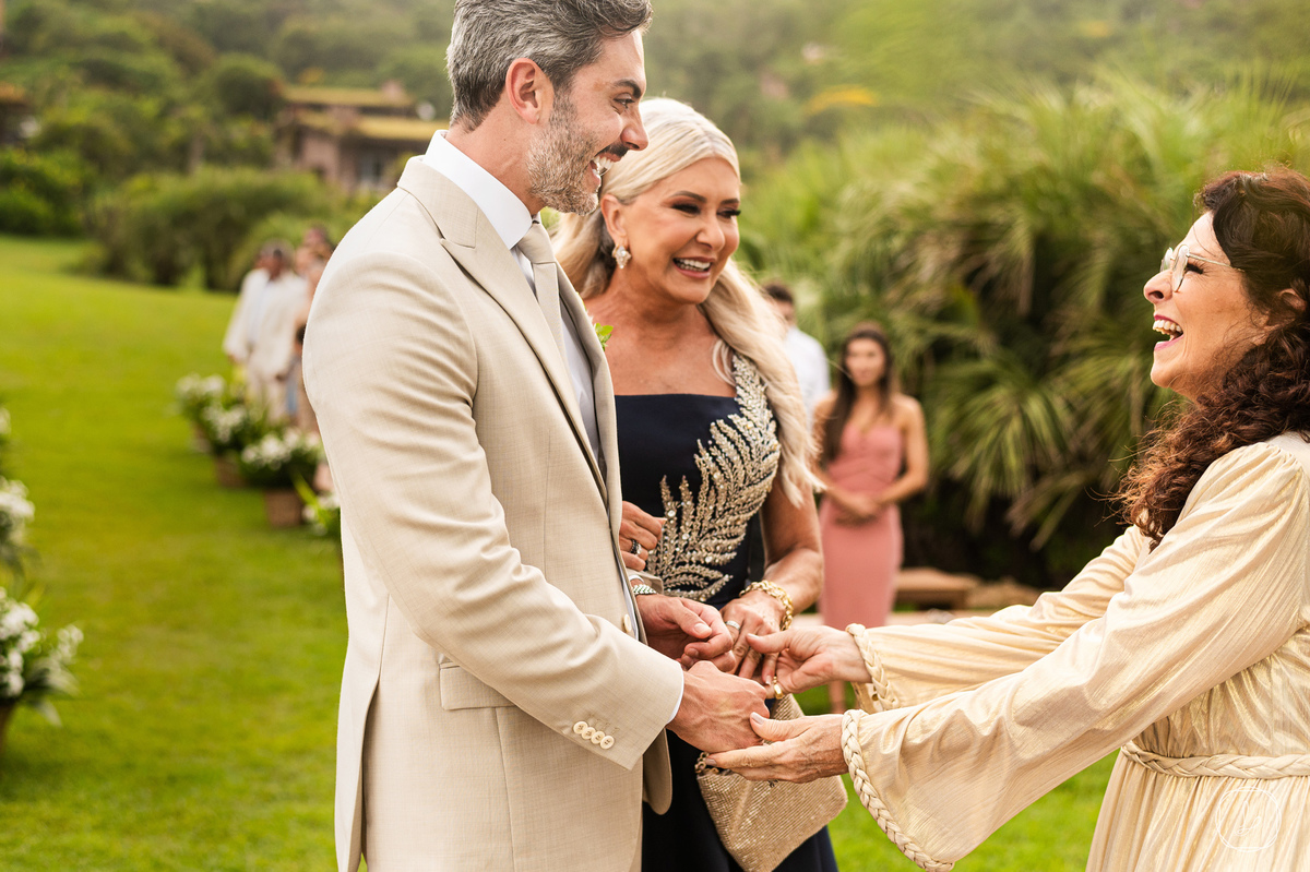 casamentopraiadorosa,carlosbacchi,melhoresvestidosdenoiva,edsoncardoso,cardosofilmes,fazendaverde,ascasamenteirasdorosa,vanessacarra,nosestudiodabeleza,jeffersonhoffmann,thiagomathias,vininetto,titaerafa,armfur,jamesfranca,francieleavila,casamentonapraia,