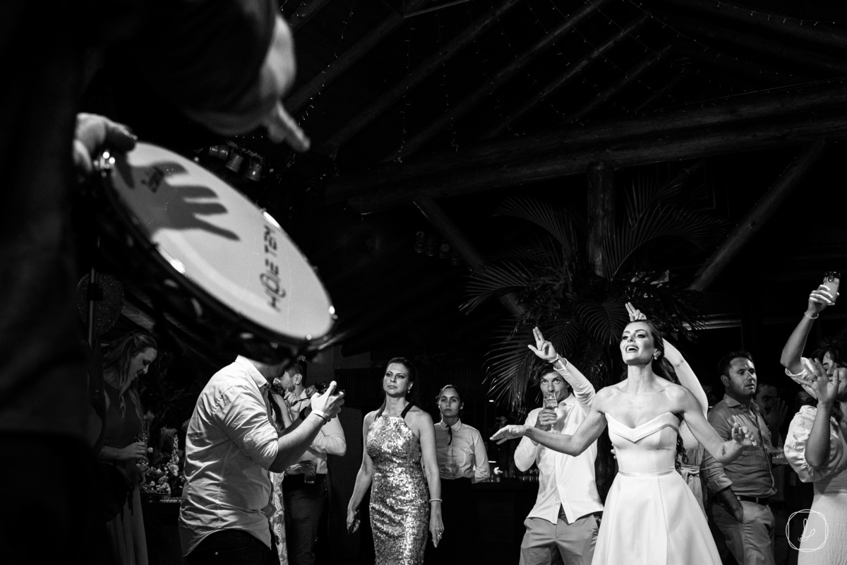 casamentopraiadorosa,carlosbacchi,melhoresvestidosdenoiva,edsoncardoso,cardosofilmes,fazendaverde,ascasamenteirasdorosa,vanessacarra,nosestudiodabeleza,jeffersonhoffmann,thiagomathias,vininetto,titaerafa,armfur,jamesfranca,francieleavila,casamentonapraia,