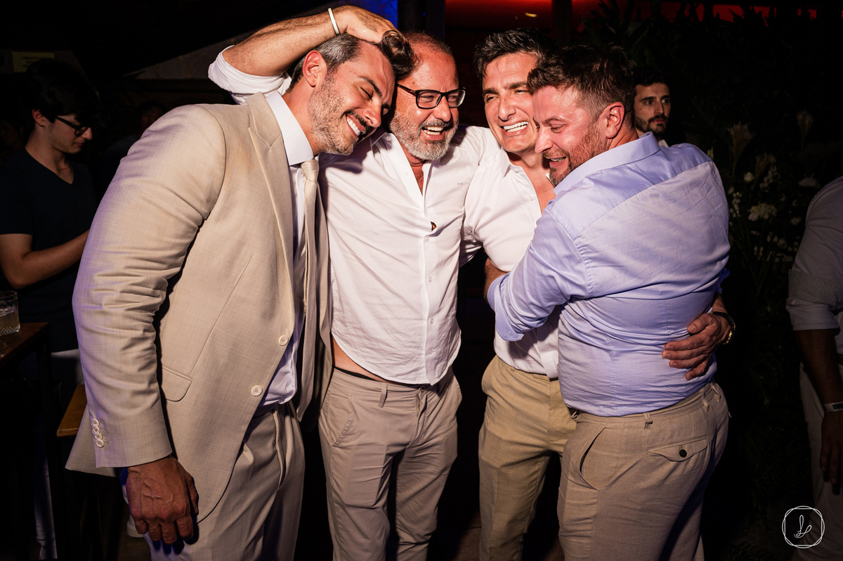 casamentopraiadorosa,carlosbacchi,melhoresvestidosdenoiva,edsoncardoso,cardosofilmes,fazendaverde,ascasamenteirasdorosa,vanessacarra,nosestudiodabeleza,jeffersonhoffmann,thiagomathias,vininetto,titaerafa,armfur,jamesfranca,francieleavila,casamentonapraia,