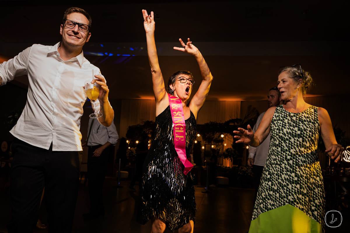 rosaclara,casamarelanoivas,armefur,veraquadros,casamentosexternos,casamentodedia,casamentonavinicola,vinicolacampestre,vacaria,fotografoemvacaria,araujofilmes,melhorescasamentos,casamentoinspiracao,vestidodenoiva,casamentonaserragaucha